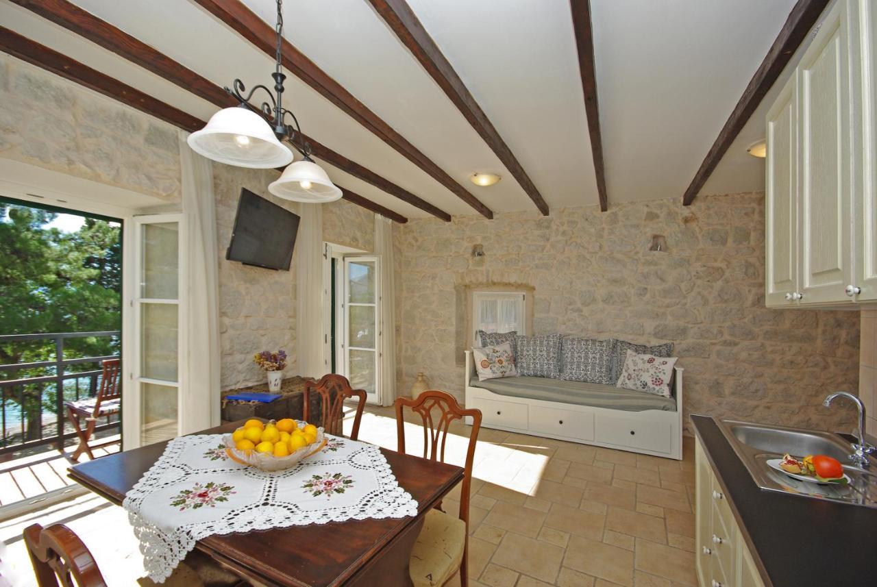 Steinhaus Dalmatien Apartment Podaca Exterior photo