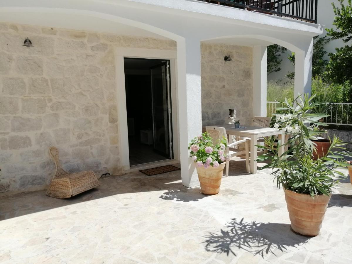 Steinhaus Dalmatien Apartment Podaca Exterior photo